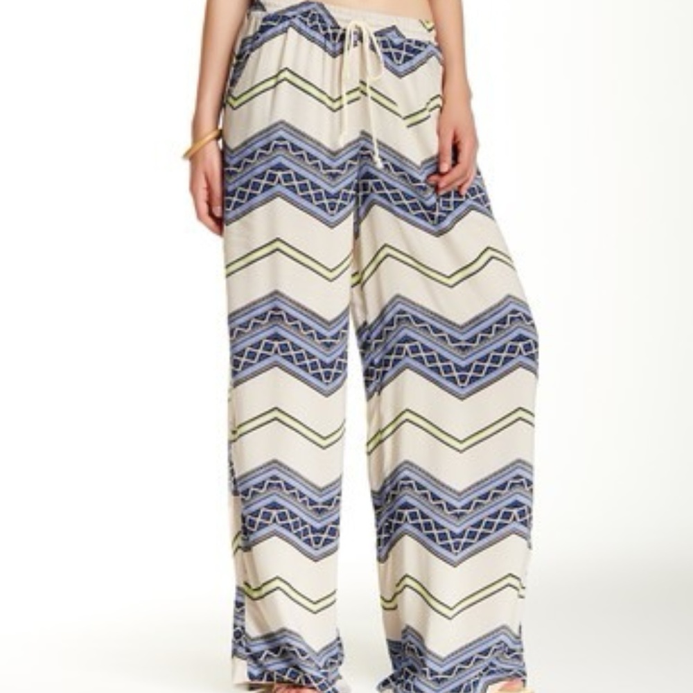 NWT Print Palazzo Pants